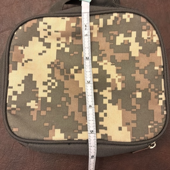 Travel accessory case, brown/army green/tan pattern. - Picture 6 of 6